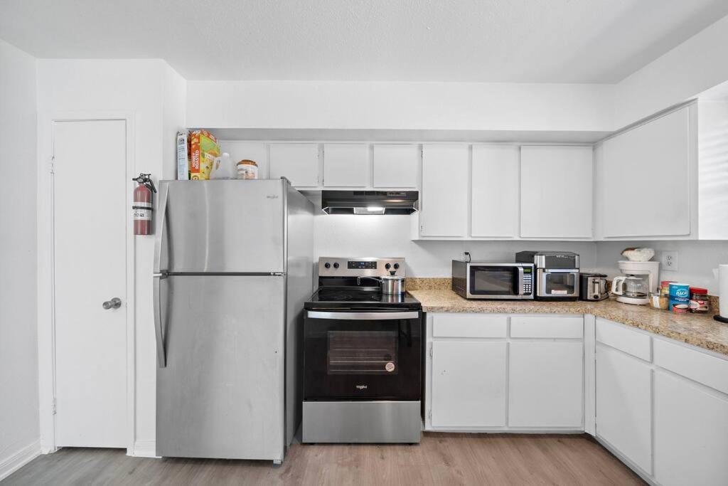 Cozy, Dedicated Workspace, Fast Wi-Fi Apartment Χιούστον Εξωτερικό φωτογραφία